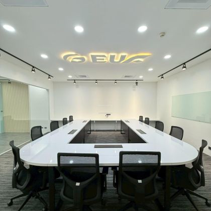 Wall 環式會議桌